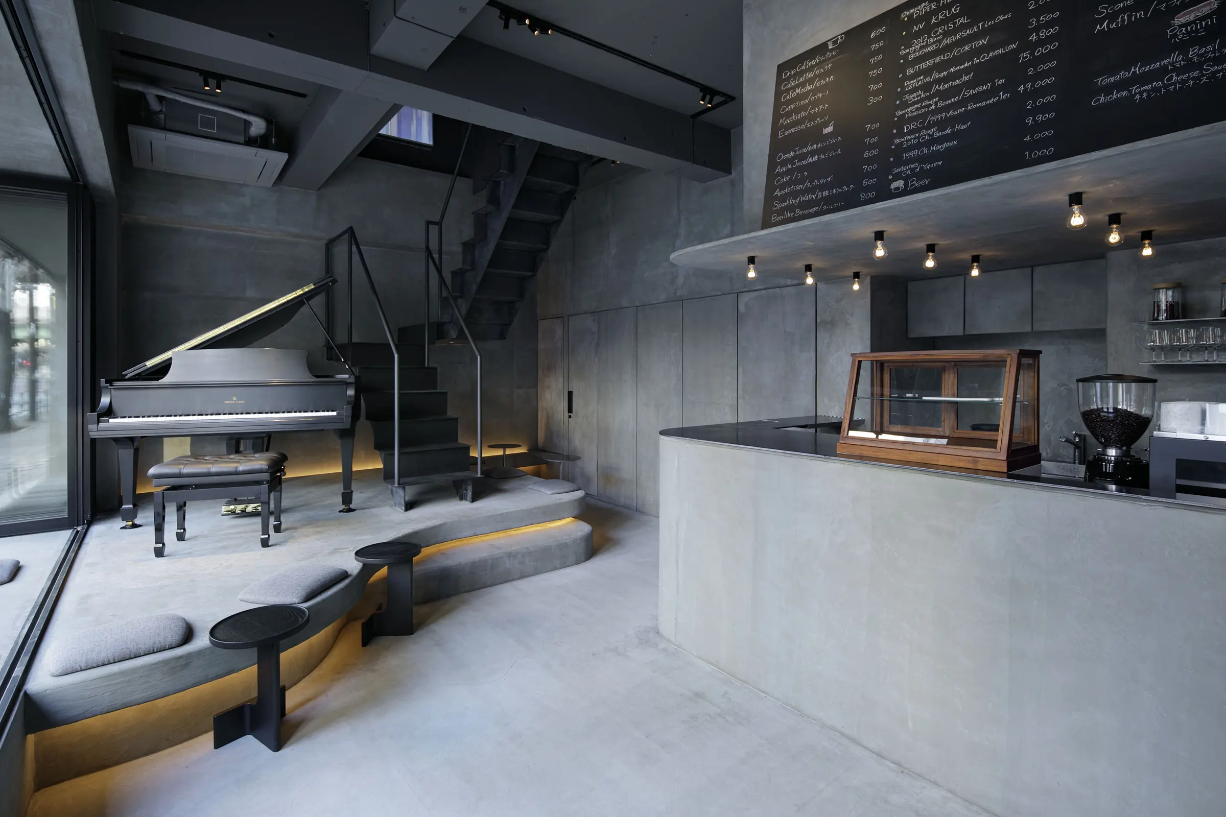 Café Apéro 西麻布本店